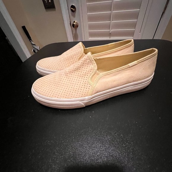 Keds Yellow Suede Perforated Slip-On Sneakers Size 9M - Picture 10 of 12